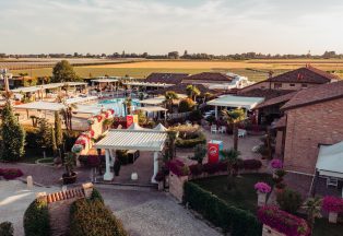 agriturismo-la-sapienza-panoramica-piscina18